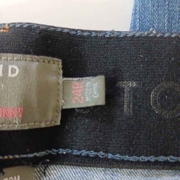 Torrid Womens Bombshell Skinny Jeans Premium Stretch High Rise Med. Wash Size 24 - Picture 5 of 9
